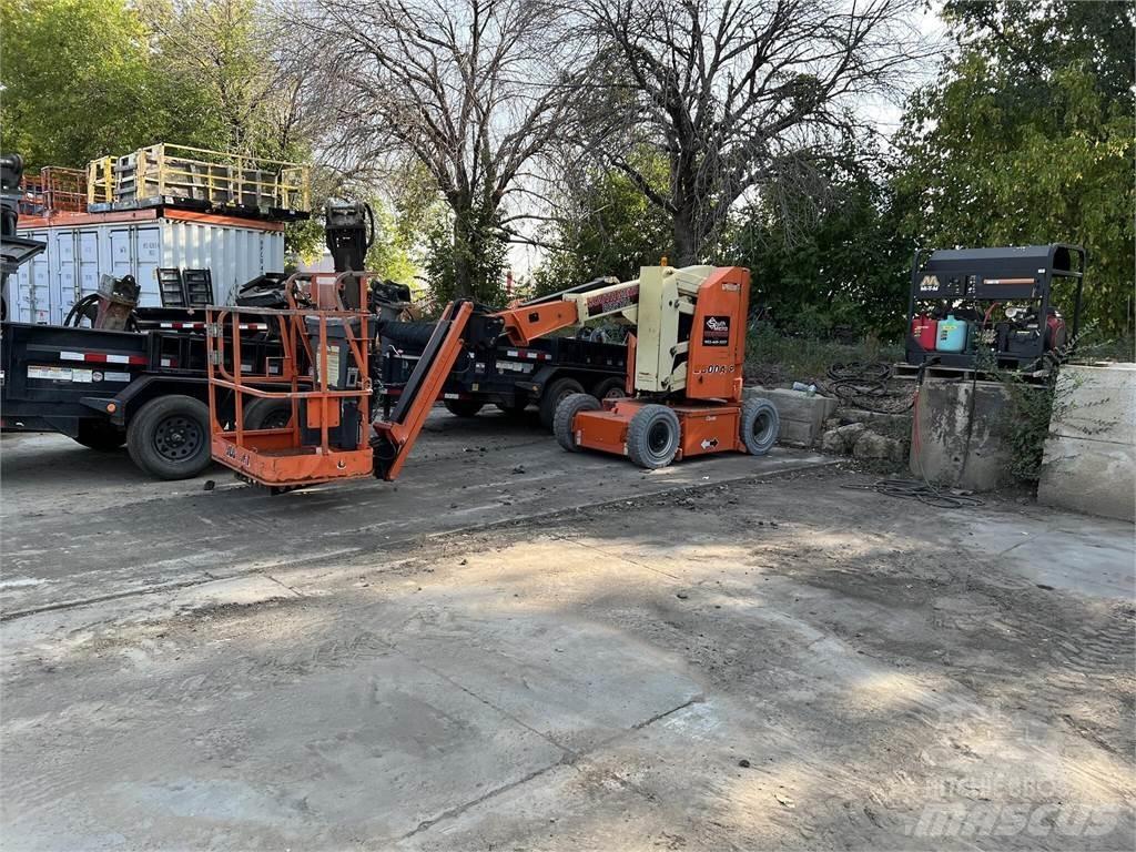 JLG E300AJP Elevadores braços articulados