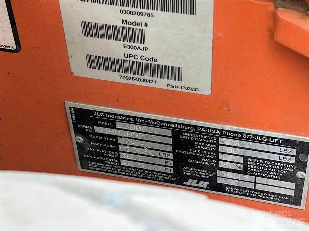 JLG E300AJP Elevadores braços articulados