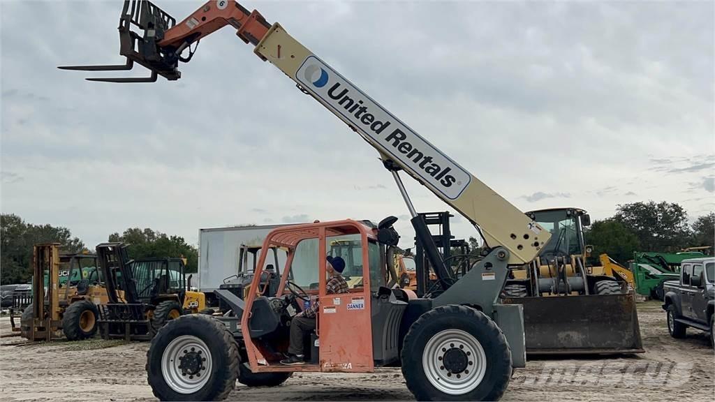 JLG G6-42A Manipulador telescópico