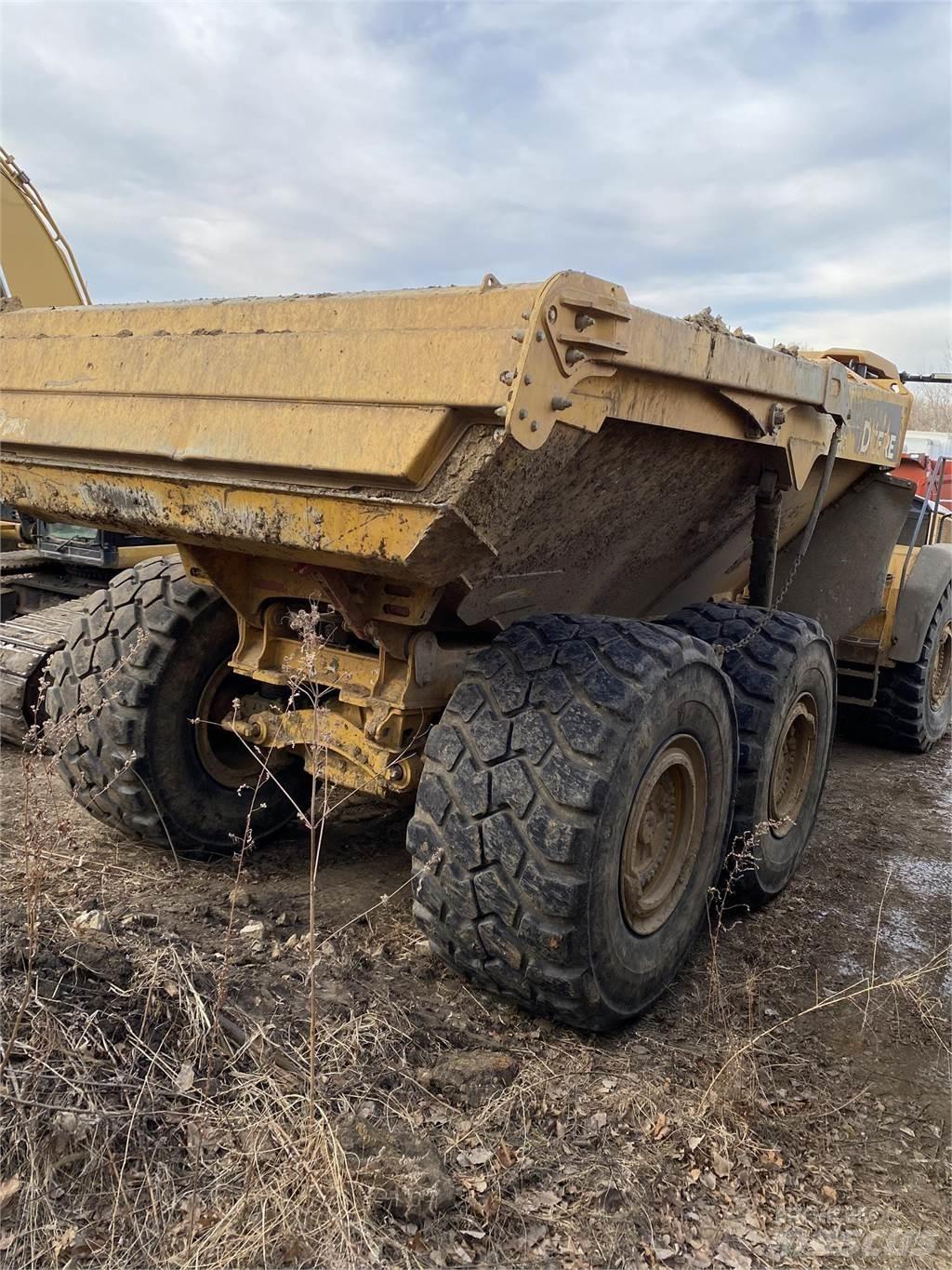 John Deere 410E Caminhões articulados