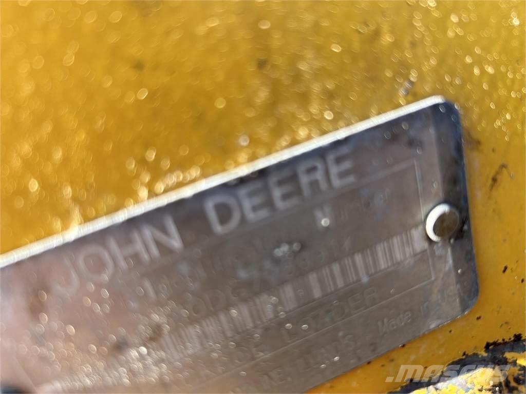 John Deere 510D Retroescavadeiras