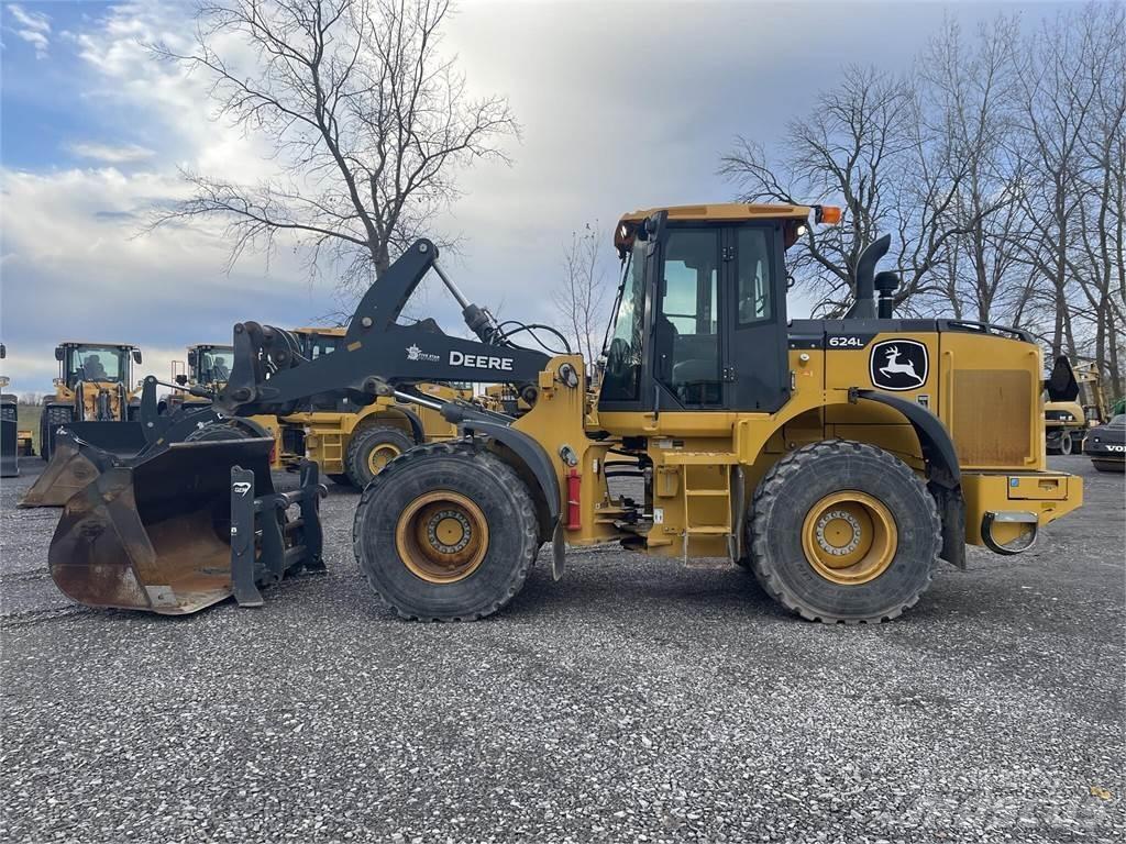 John Deere 624L Carregadeiras de rodas