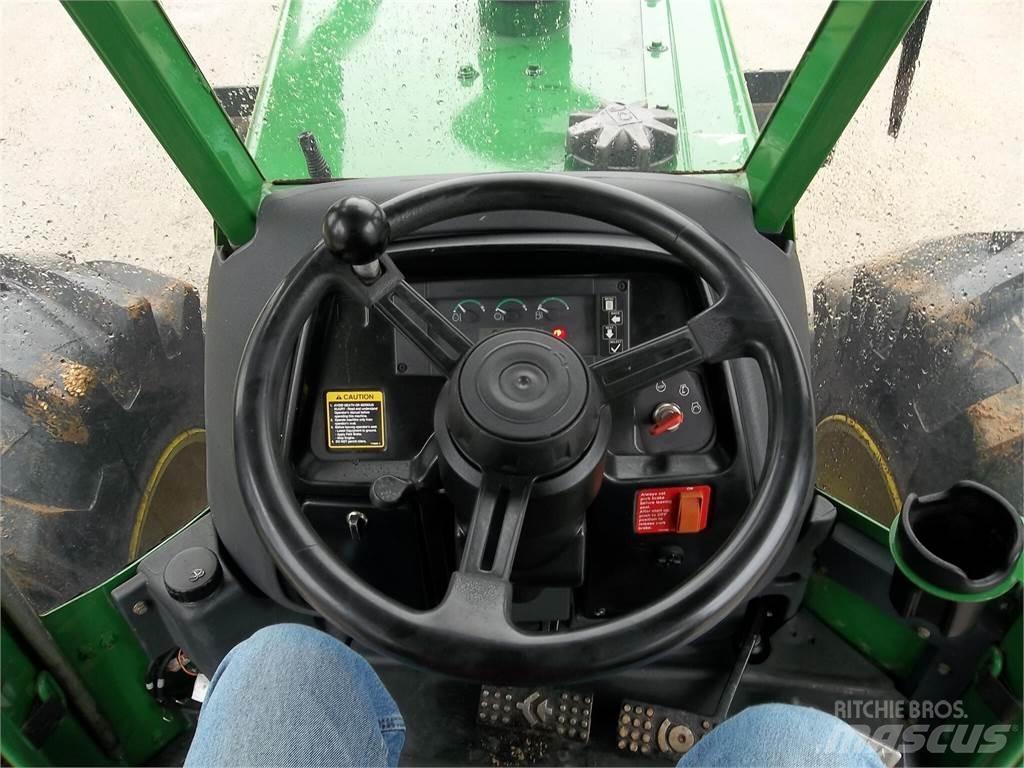 John Deere 648H Rechegadores
