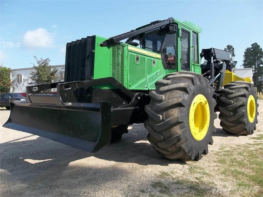 John Deere 648H Rechegadores