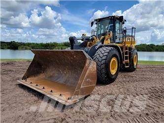 John Deere 744L Carregadeiras de rodas