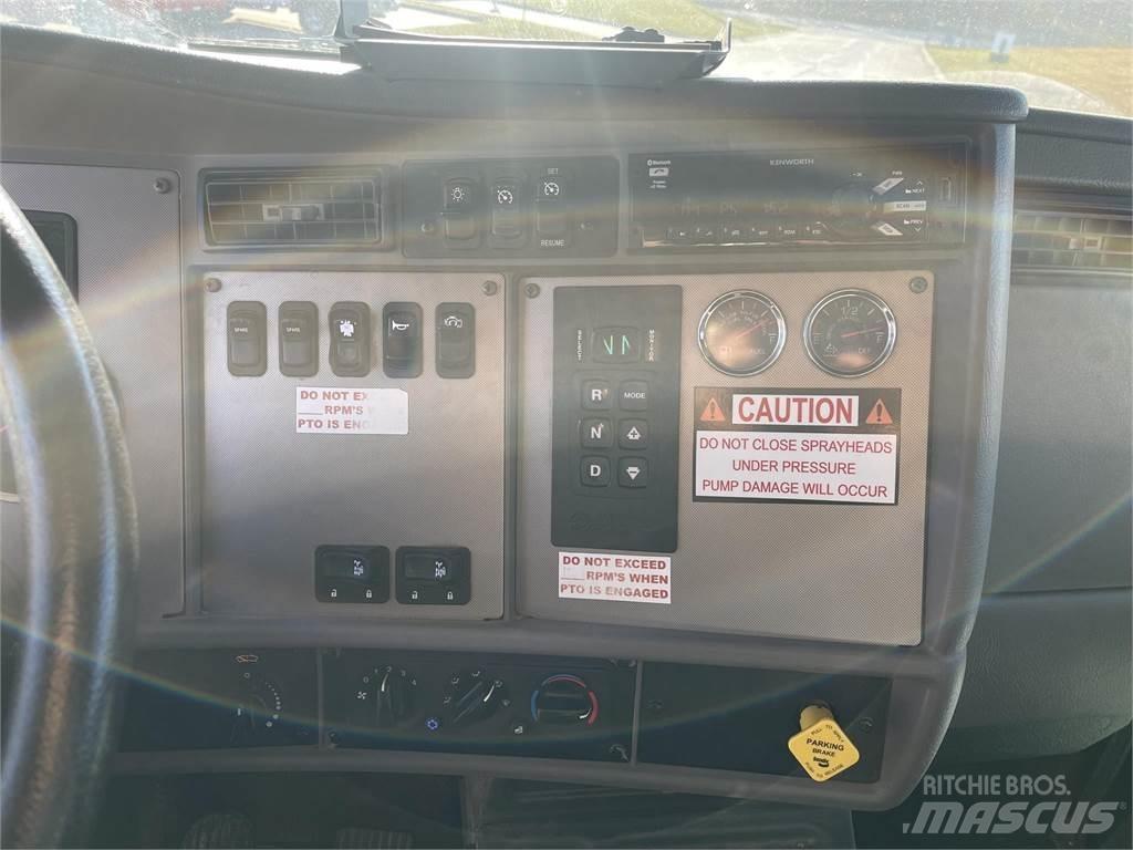 Kenworth T370 Auto-tanques
