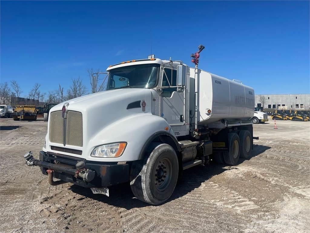Kenworth T440 Auto-tanques