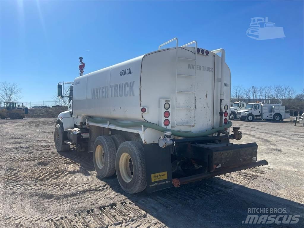 Kenworth T440 Auto-tanques