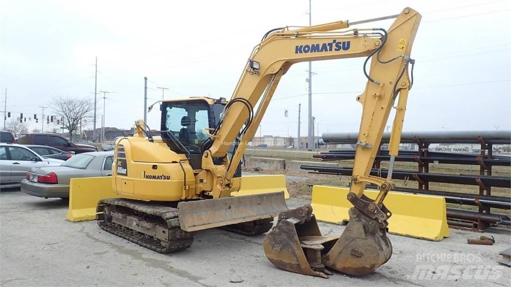 Komatsu PC88MR-10 Escavadeiras de esteiras