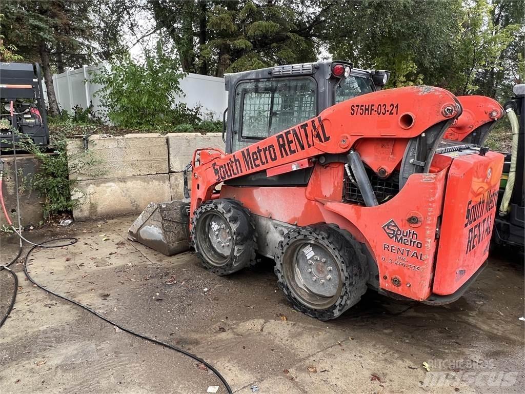 Kubota SSV75 Minicarregadeiras