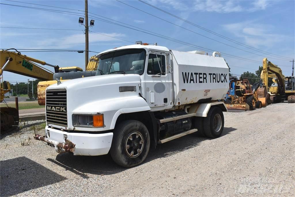Mack CH613 Camiões-cisterna