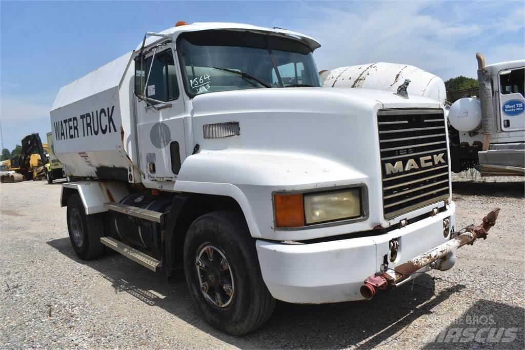 Mack CH613 Camiões-cisterna