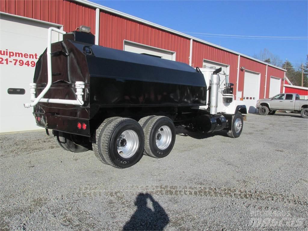 Mack R685S Camiões-cisterna