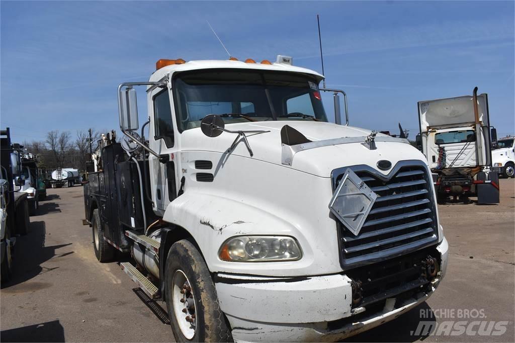 Mack VISION CX612 Camiões Municipais / Uso Geral