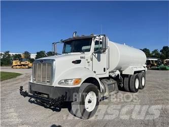 Peterbilt 348 Auto-tanques