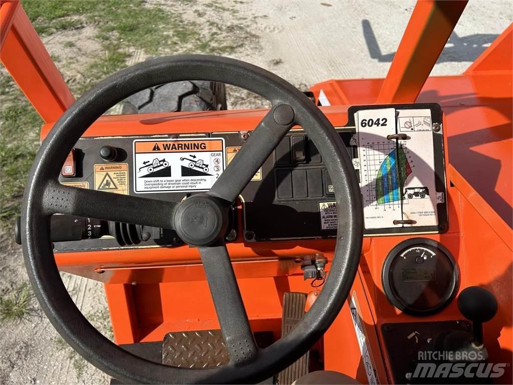 SkyTrak 6042 Manipulador telescópico