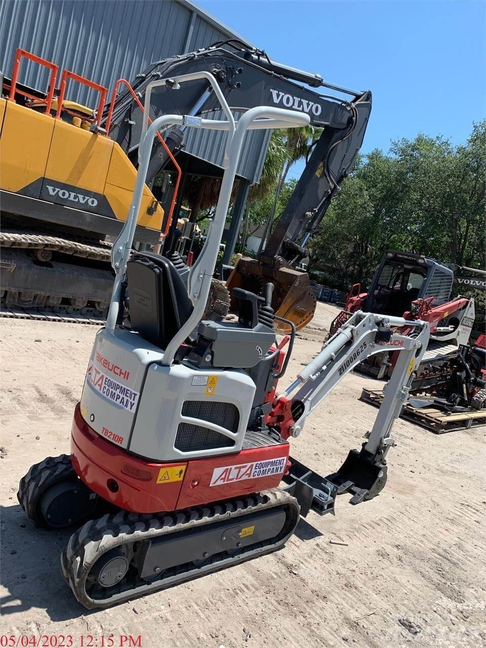 Takeuchi TB210R Miniescavadeiras