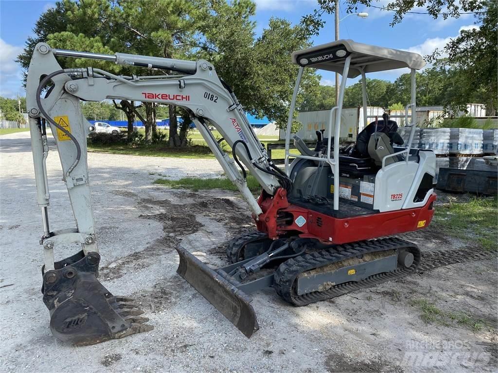 Takeuchi TB225 Miniescavadeiras
