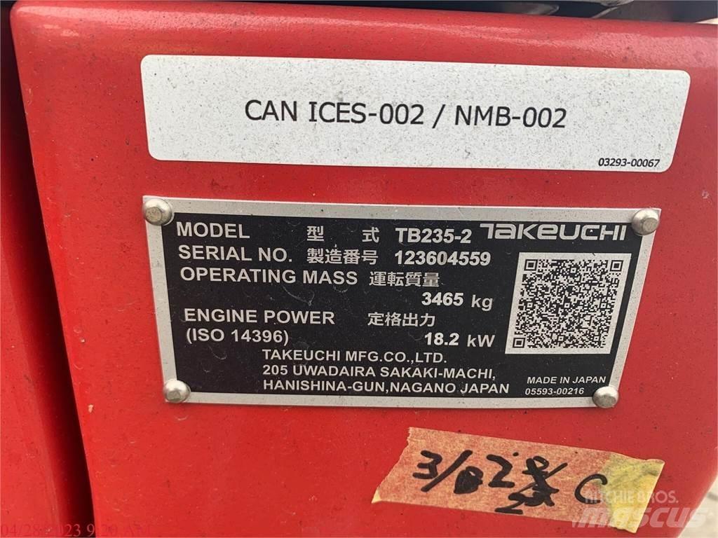 Takeuchi TB235-2 Miniescavadeiras