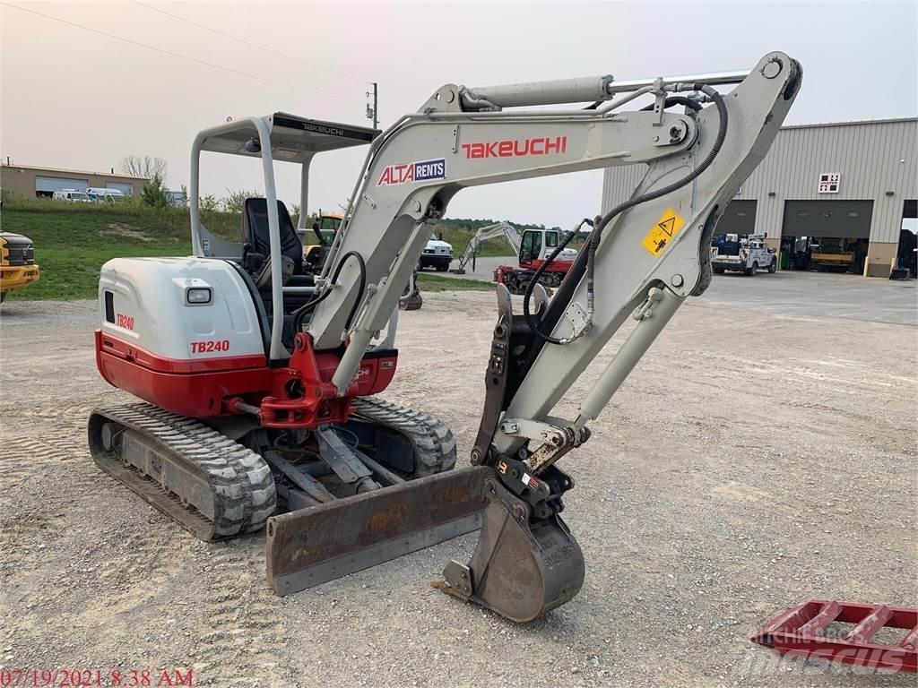 Takeuchi TB240 Miniescavadeiras