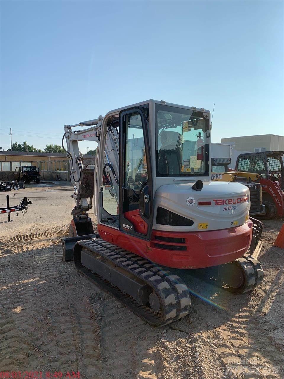 Takeuchi TB250-2 Miniescavadeiras