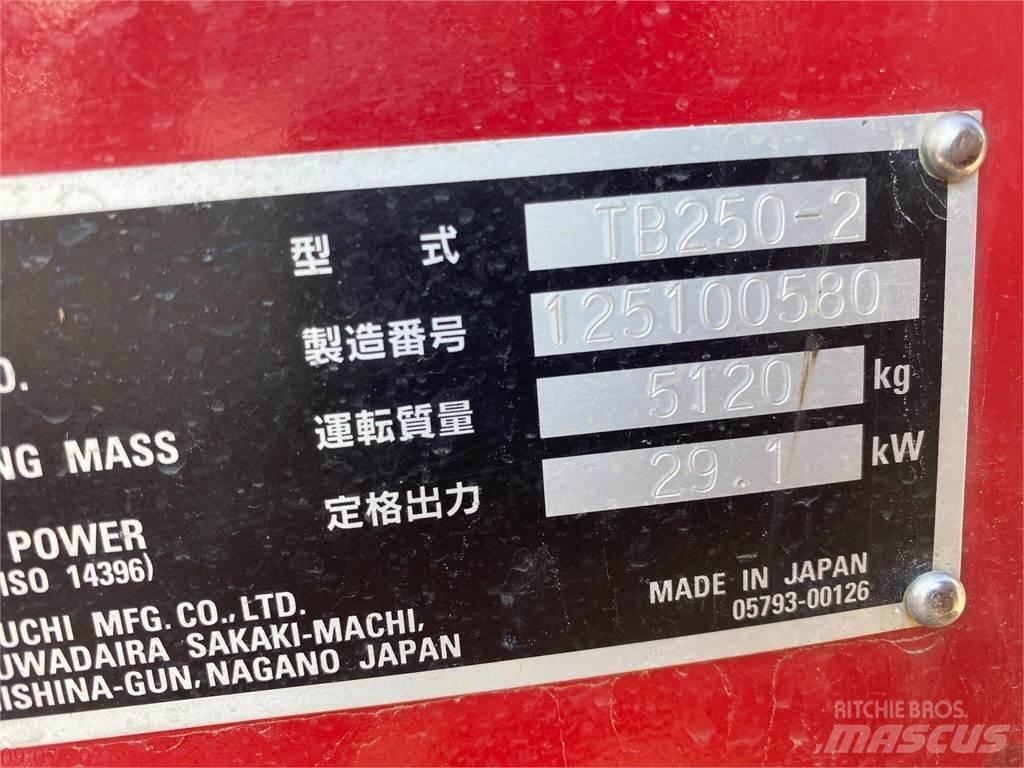 Takeuchi TB250-2 Miniescavadeiras