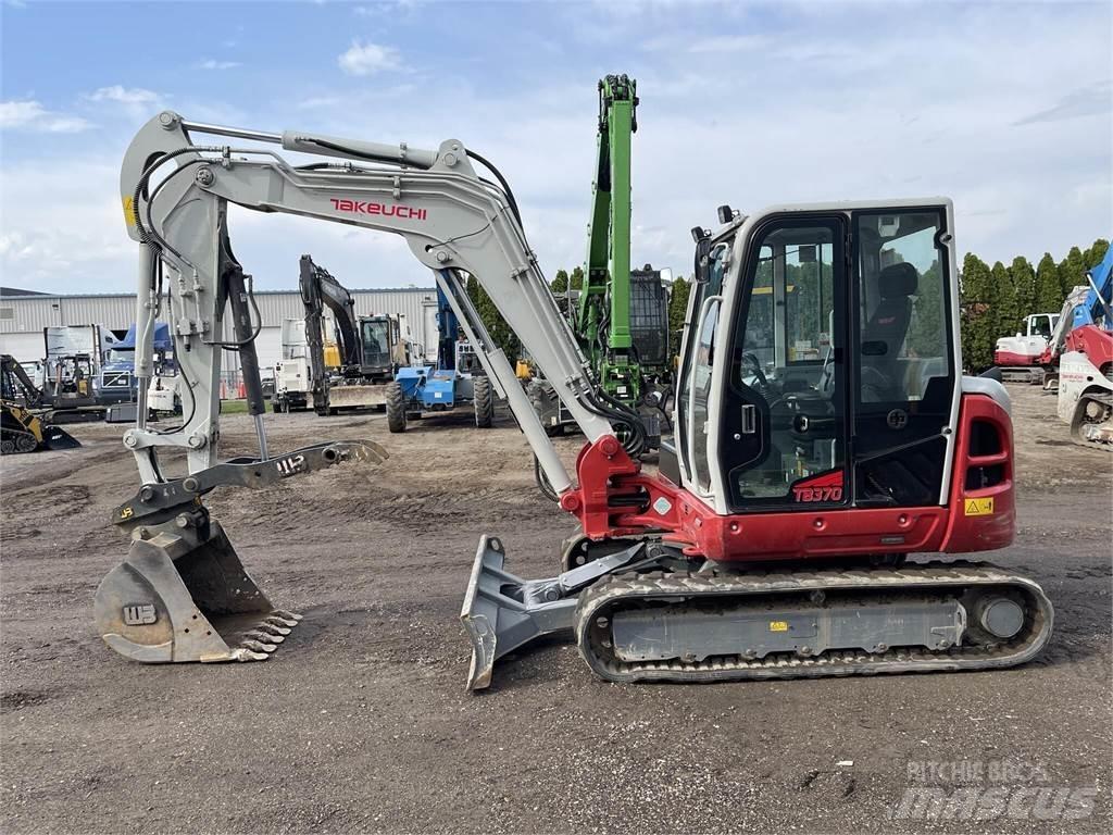 Takeuchi TB370 Escavadeiras de esteiras