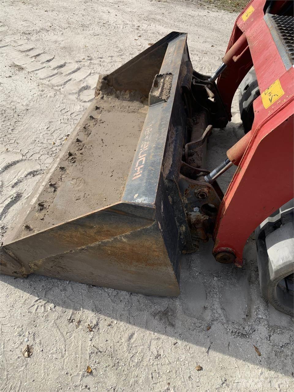 Takeuchi TL8 Minicarregadeiras