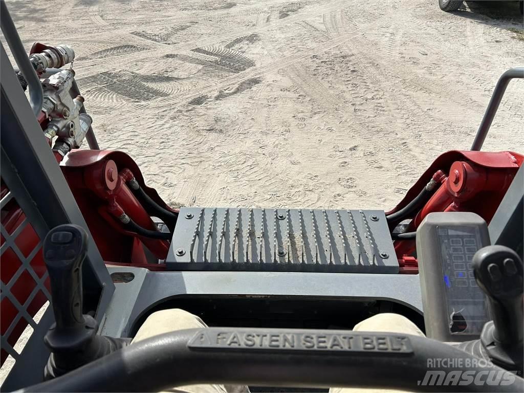 Takeuchi TL8 Minicarregadeiras