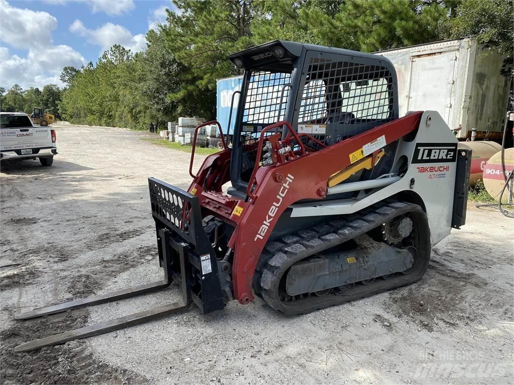 Takeuchi TL8R2 Minicarregadeiras