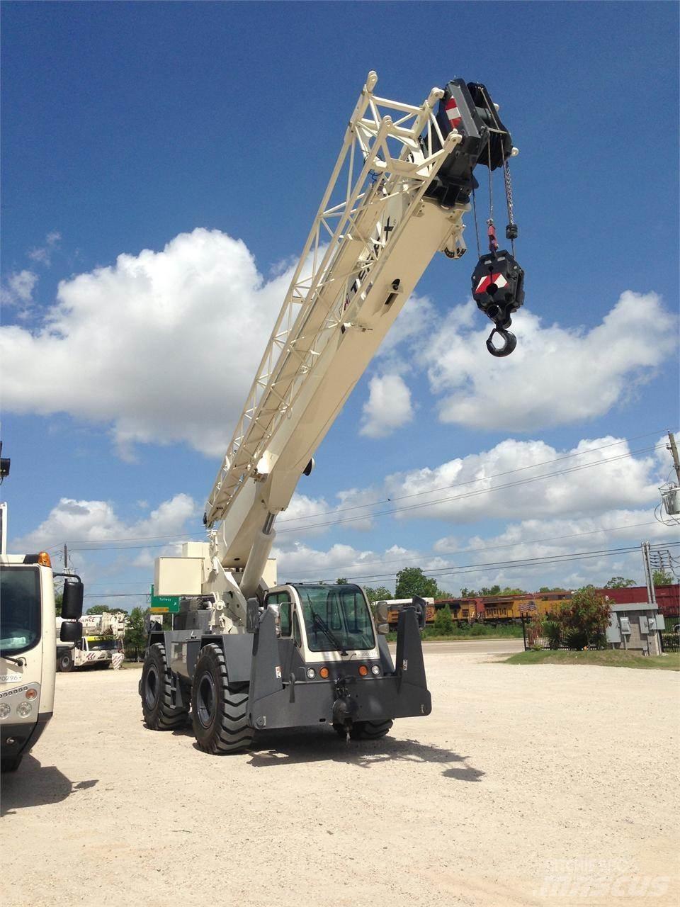 Terex CD225 Gruas Fora-de-estrada