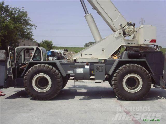 Terex CD225 Gruas Fora-de-estrada
