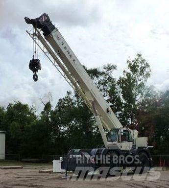 Terex RT670 Gruas Fora-de-estrada