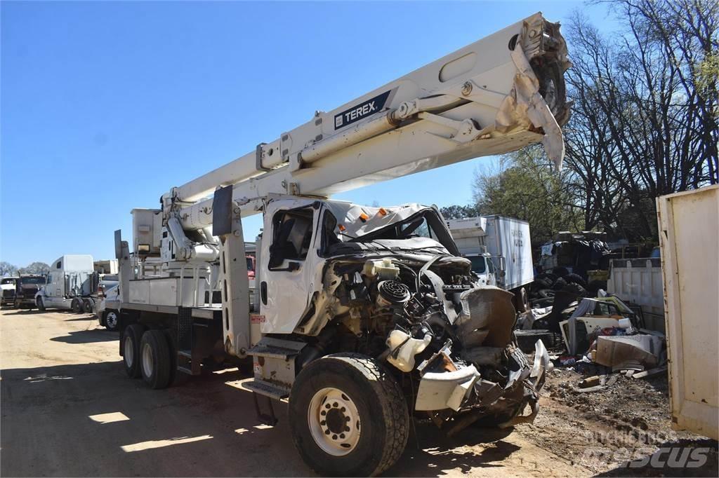 Terex TM100 Plataformas aéreas montadas em camião