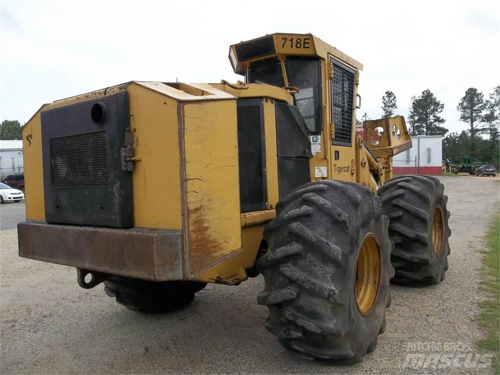Tigercat 718E Cegadeiras