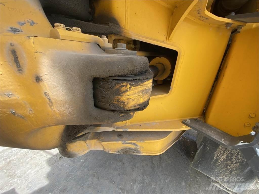 Volvo A40G Auto-tanques