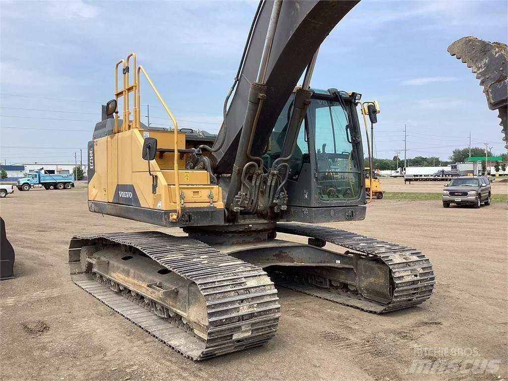 Volvo EC250EL Escavadeiras de esteiras