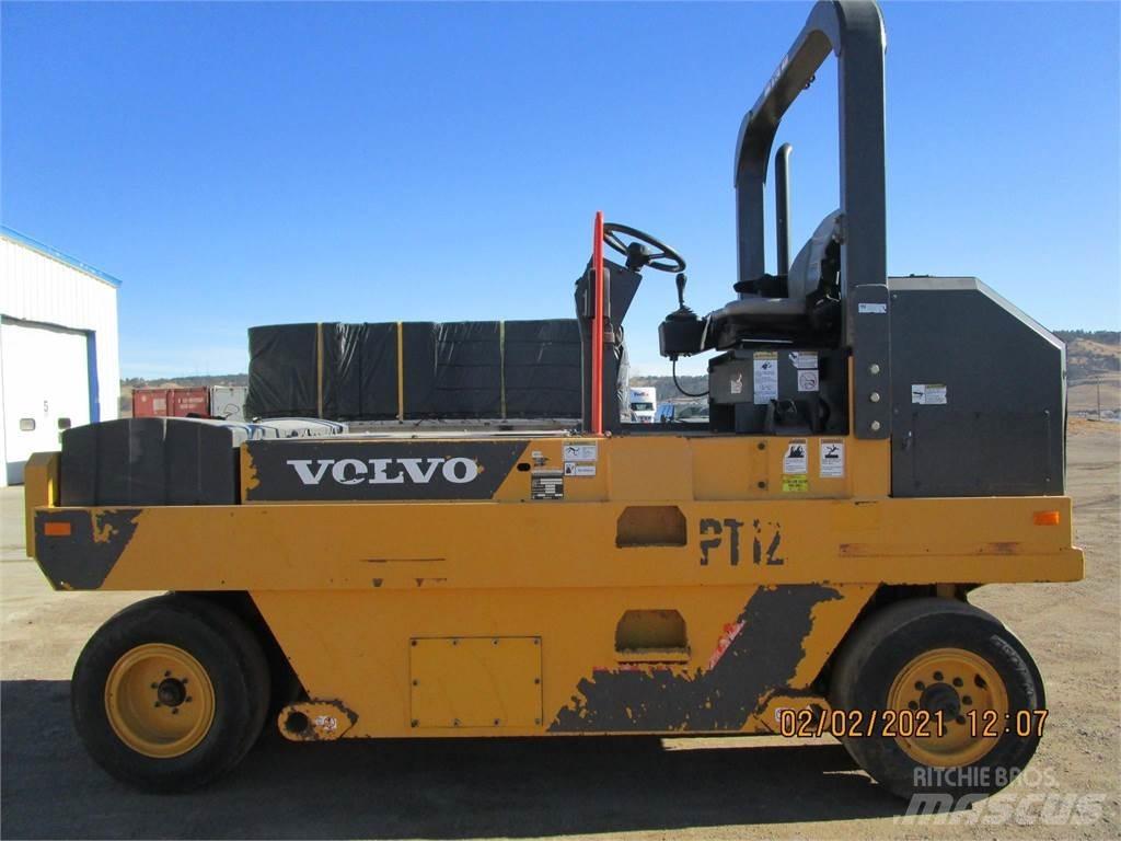 Volvo PT125C Cilindros Compactadores de pneus