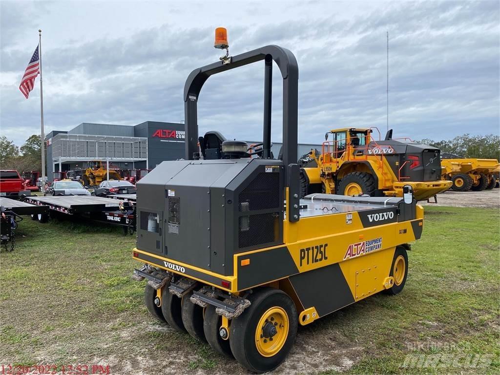 Volvo PT125C Cilindros Compactadores de pneus