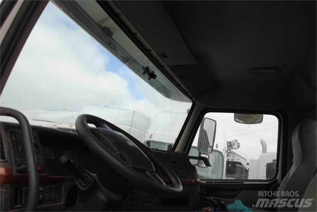 Volvo VHD64B200 Caminhões de betonagem