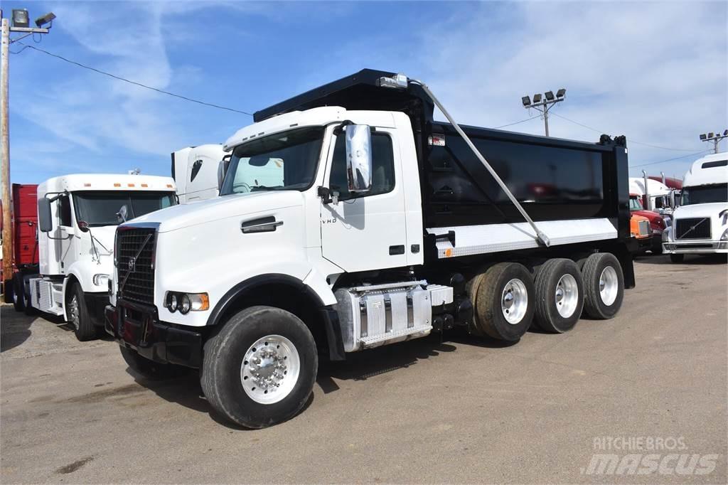 Volvo VHD84B300 Camiões basculantes