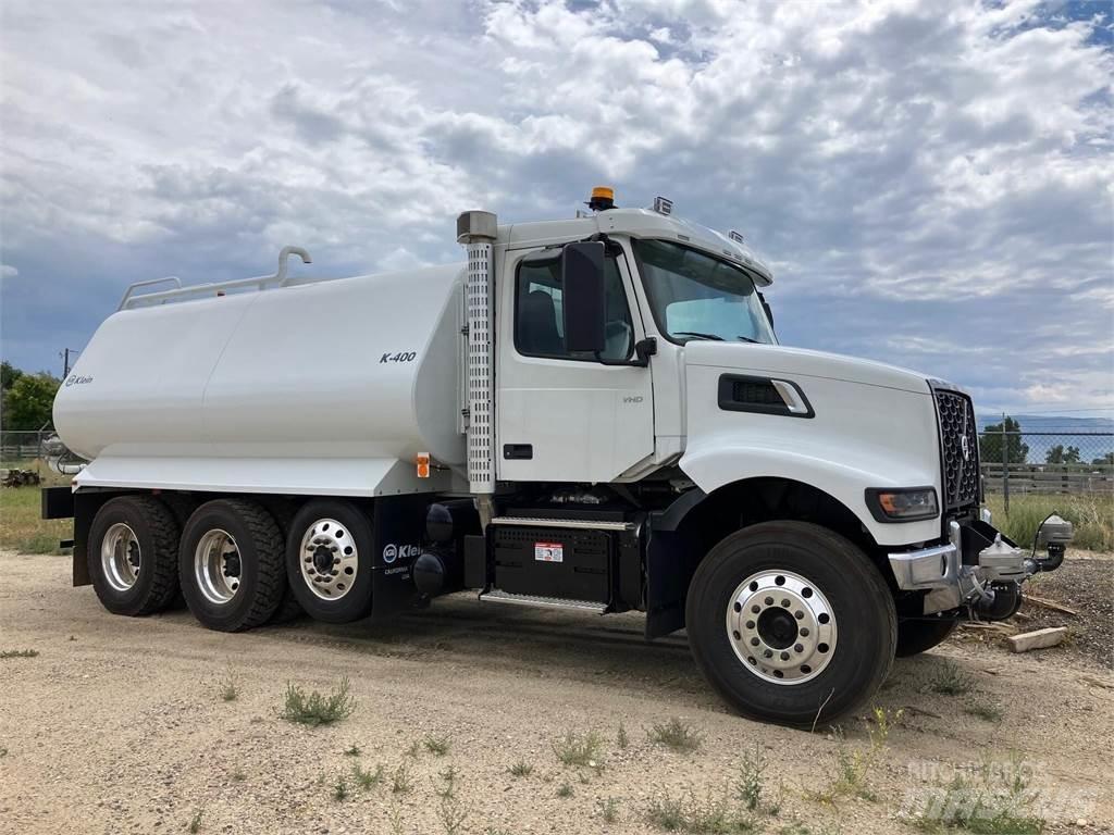 Volvo VHD84B300 Auto-tanques