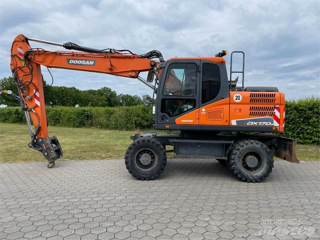 Doosan DX170W-5 Escavadoras de rodas