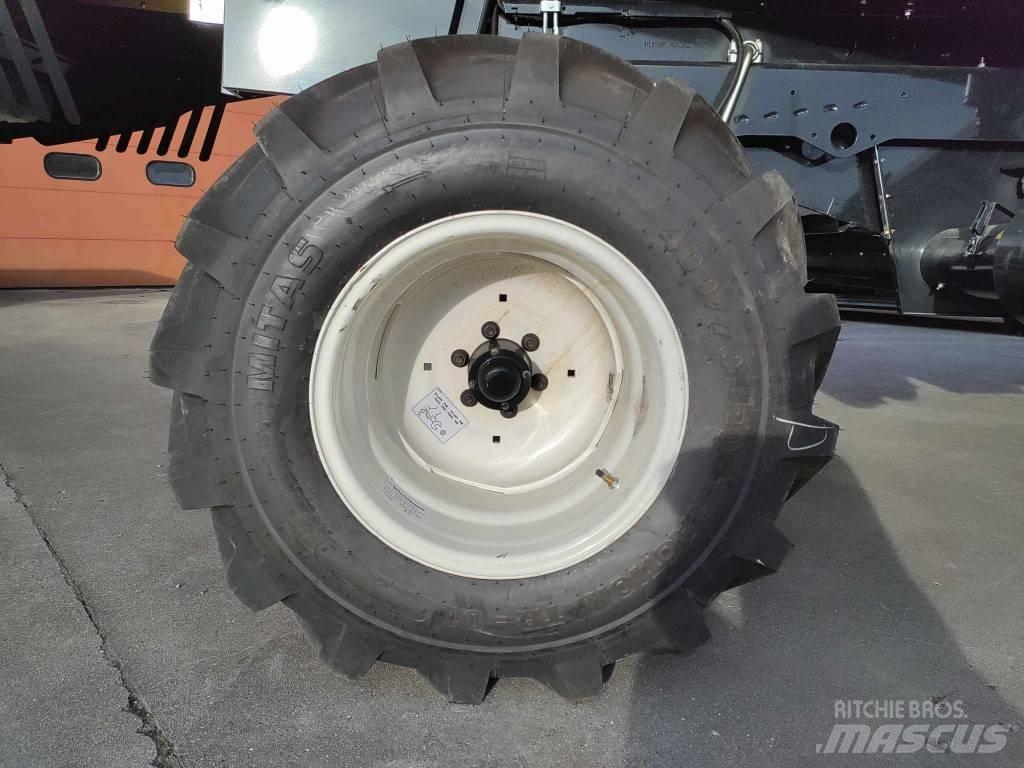 New Holland TC 5.90 Ceifeiras debulhadoras