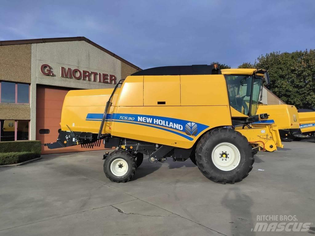 New Holland TC 5.90 Ceifeiras debulhadoras