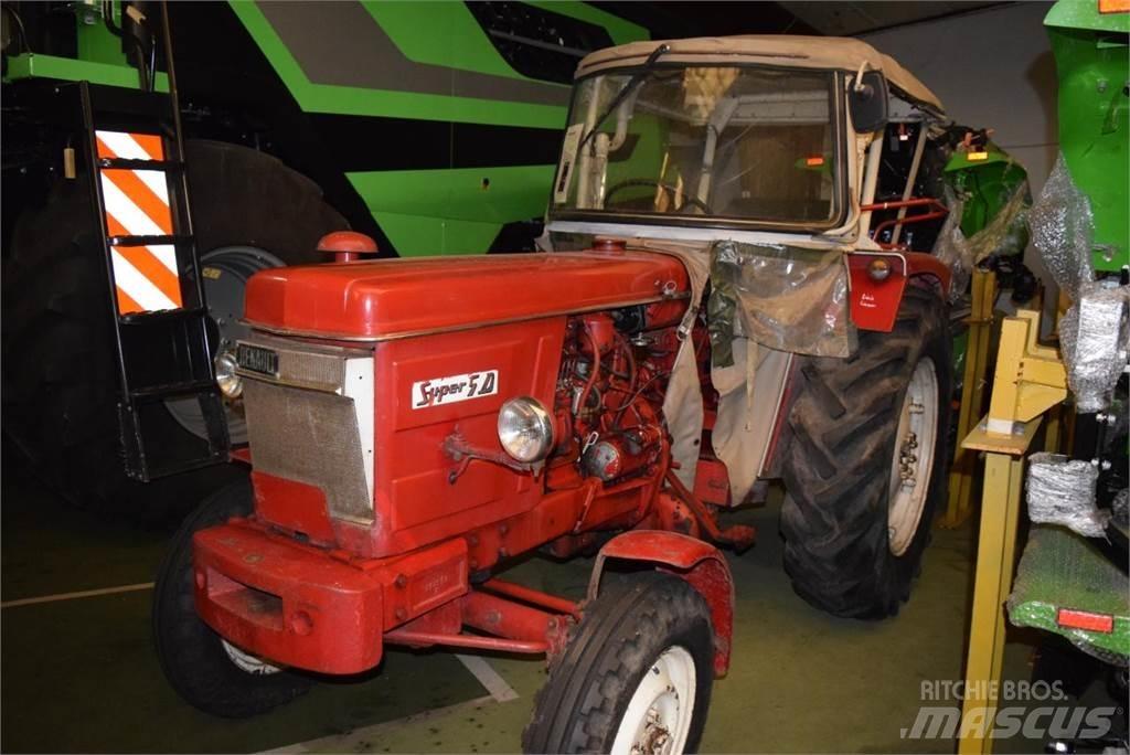 Renault Super 5D Tratores Agrícolas usados