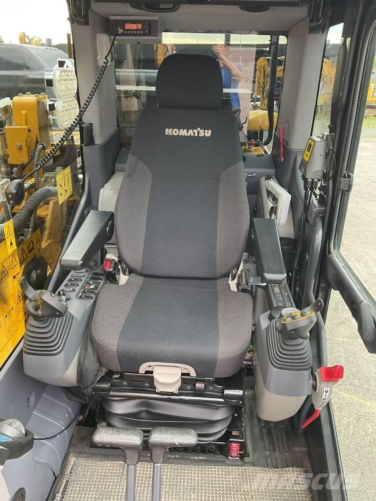 Komatsu PC240LC-11 Escavadeiras de esteiras
