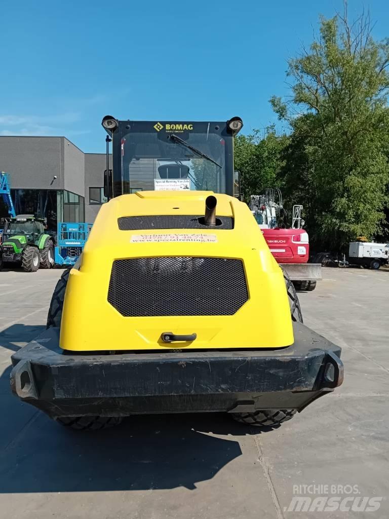 Bomag BW 213 D-5 Compactadores para terra