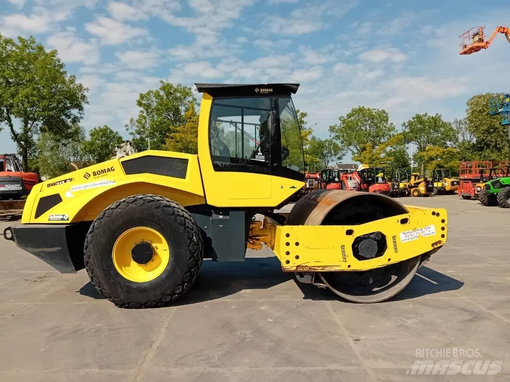 Bomag BW 213 D-5 Compactadores para terra