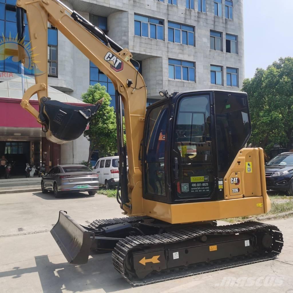 CAT 306 Miniescavadeiras